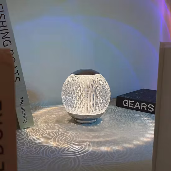 Nuevo creativo LED Crystal Lamparas Modernas Lámpara de mesa USB recargable con sensor táctil Dimmer